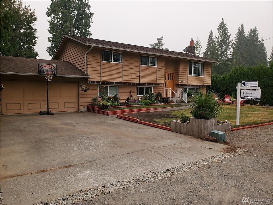 1st image of 8224 55th Ave NE