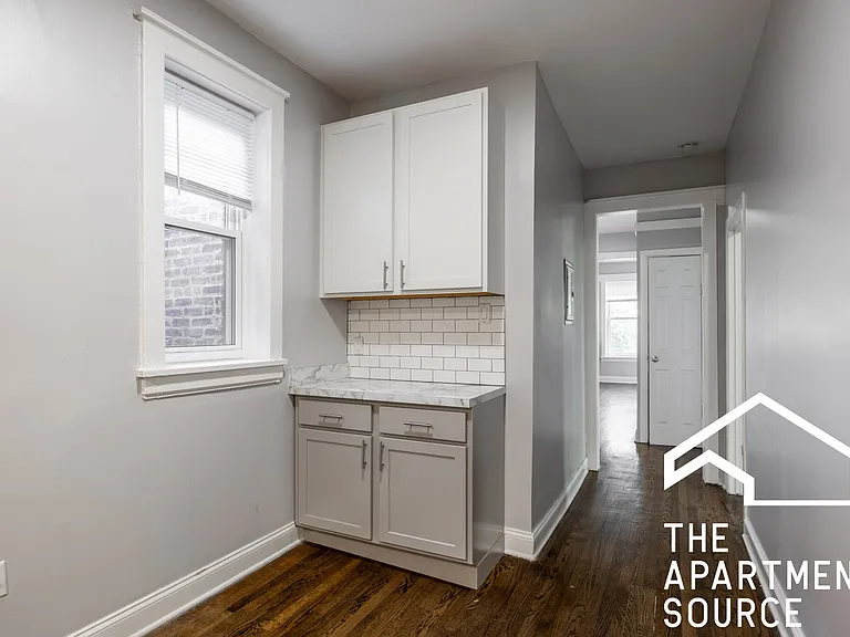 6257 N Lakewood Ave #3 — Photo 8