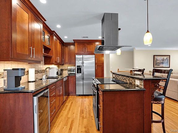 4th image of 139 Birchwood Road