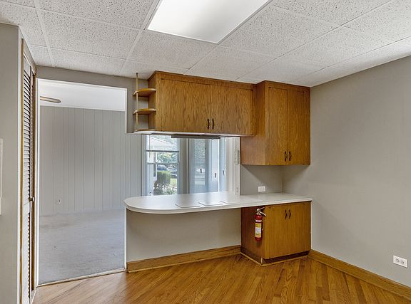 4th image of 2214 Tepee Ave