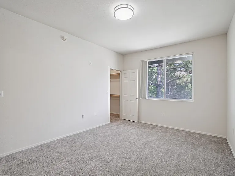 Allegro Apartments — Photo 19