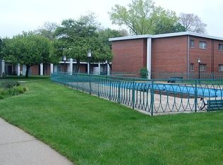160 E Lake St APT 2A, Elmhurst, IL