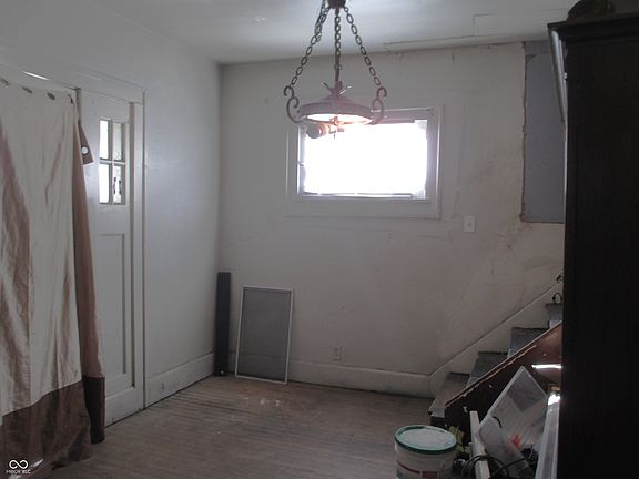 4th image of 344 S Oakland Ave