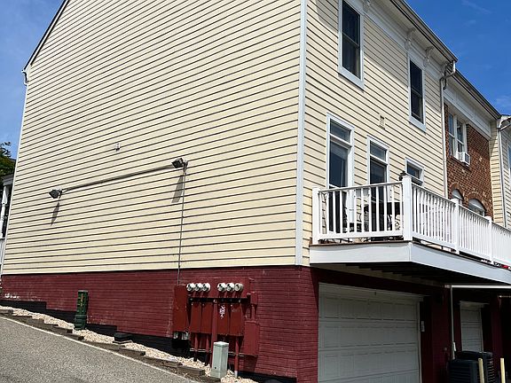 3rd image of 605 Spring St APT J