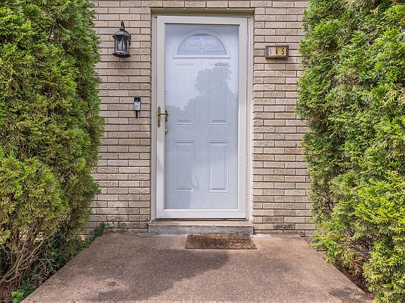 3rd image of 145 Saratoga Dr