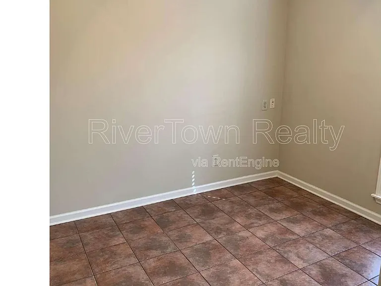 645 Gookin Pl #201 — Photo 4