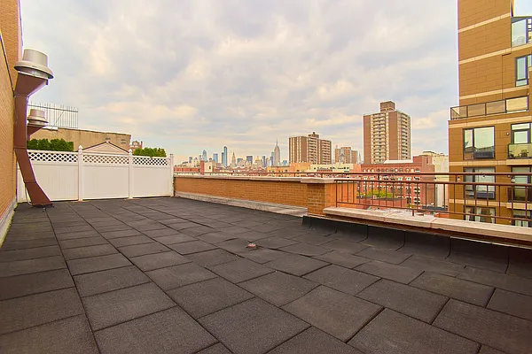 Rented by Living New York | media 13