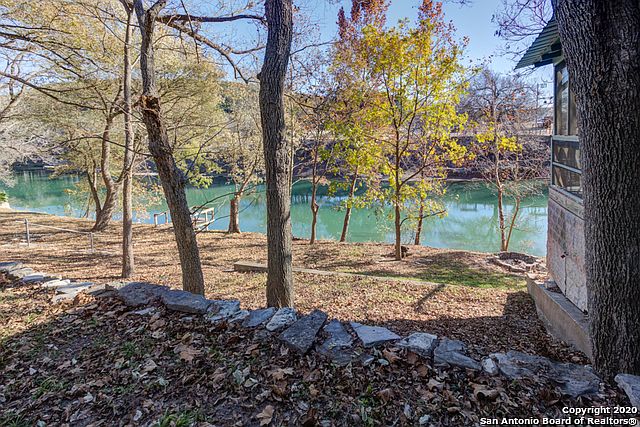 1st image of 1048 Ponderosa Dr