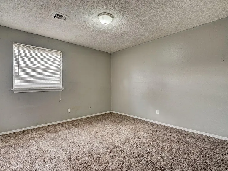 3817 Bradfred Dr #3817 — Photo 9