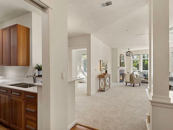 4th image of 108 2nd Ave S APT 105