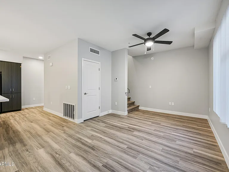 1023 W 5th St #1025 — Photo 10
