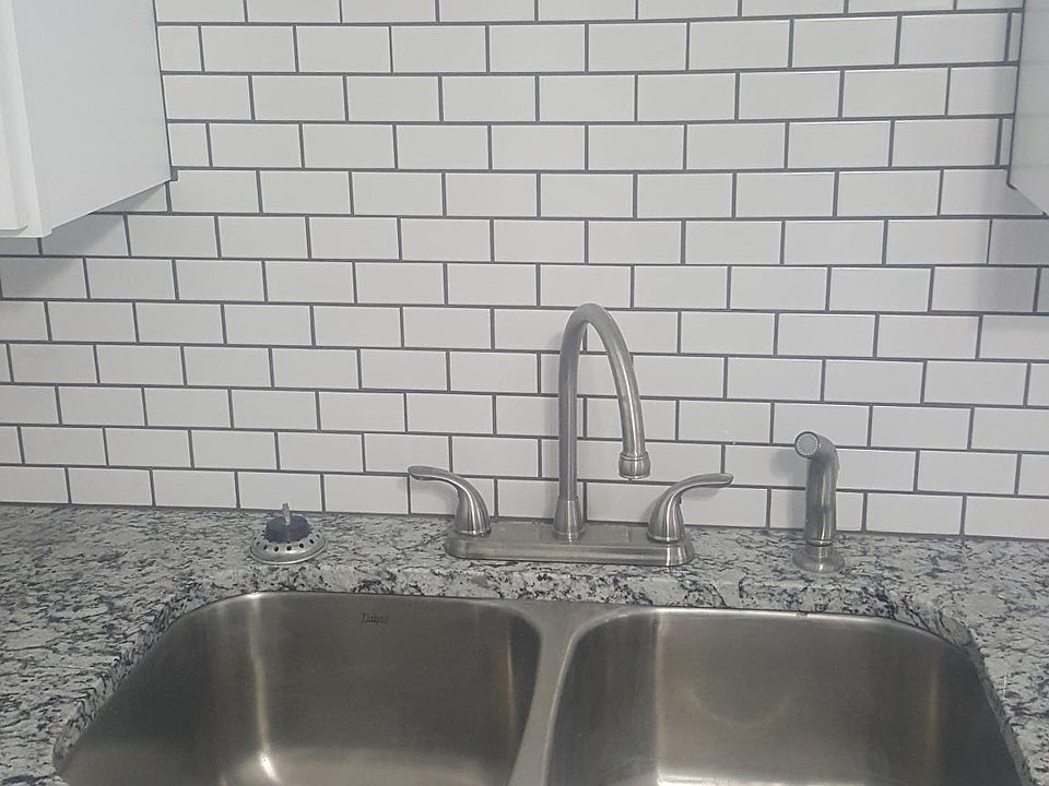 1st image of 5701 Eastwood Ave