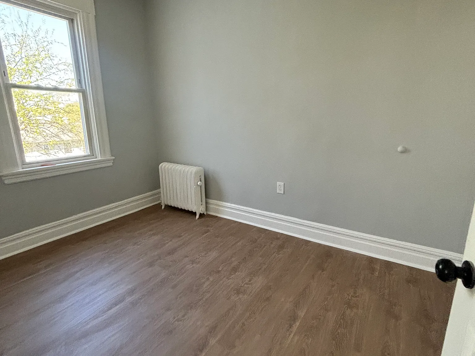1 bed, 650 sqft, $1,500 — Photo 2