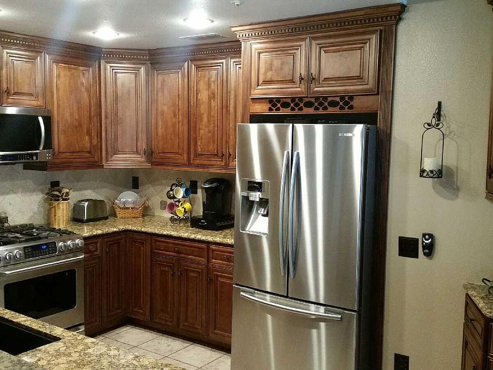 2nd image of 15880 Padre Ct
