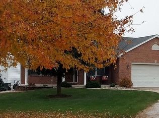 5419 Fawn Hill Dr, Edwardsville, IL 62025