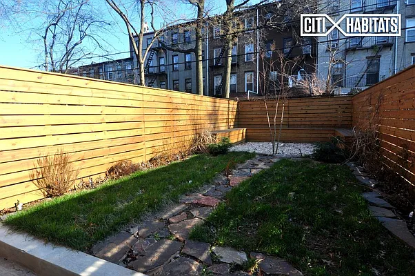 Rented by Citi Habitats | media 9