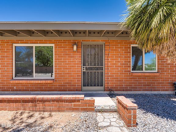 4th image of 9673 E Quail Pl