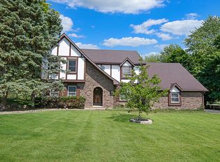 419 Springsouth Rd, Schaumburg, IL 60193