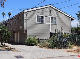 10911 Bloomfield St, North Hollywood, CA 91602