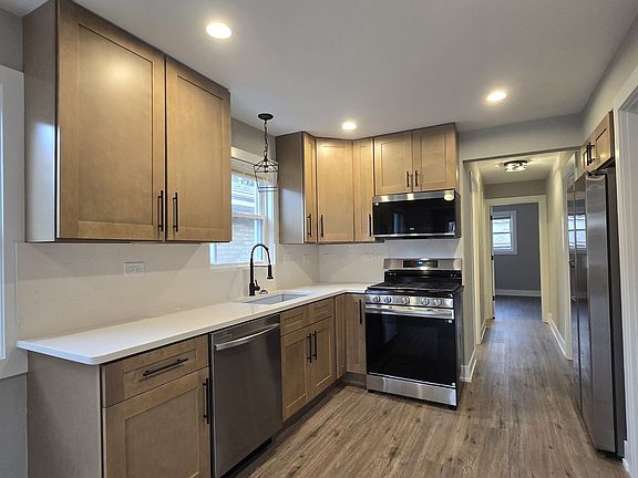 5th image of 237 W 117th St