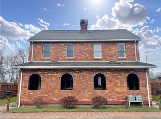 607 Front St, Mount Pleasant, PA 15666