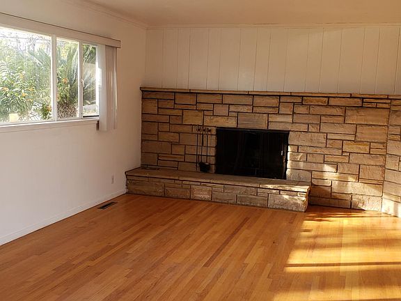 2nd image of 1410 S 5th Ave