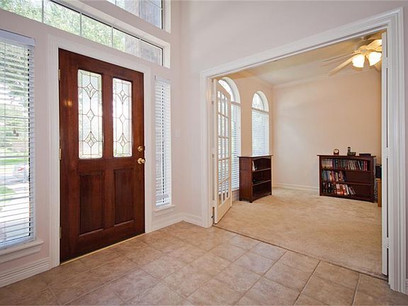 3rd image of 3923 Lake Brazos Ln