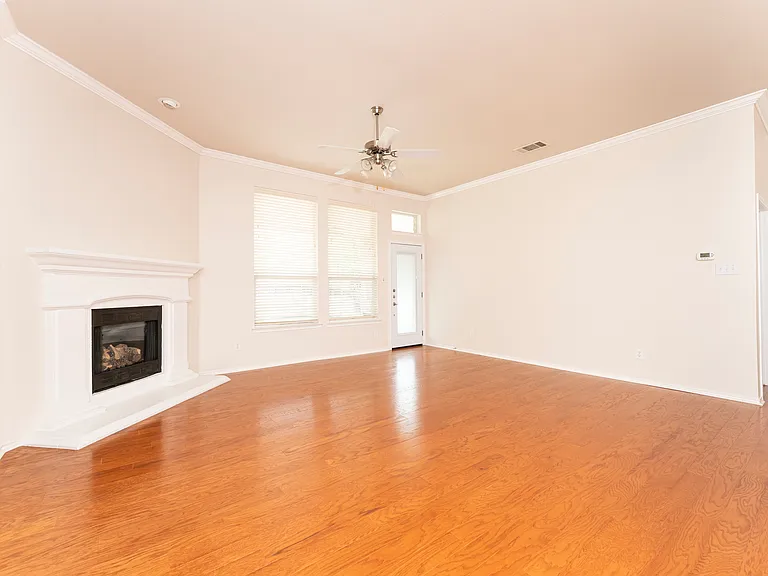 1417 Lowes Farm Pkwy — Photo 18