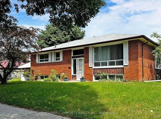1 Applefield Dr, Toronto, ON M1P 3X8