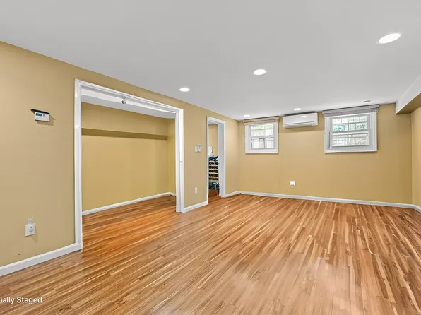 29 Exeter Street image 12 of 17