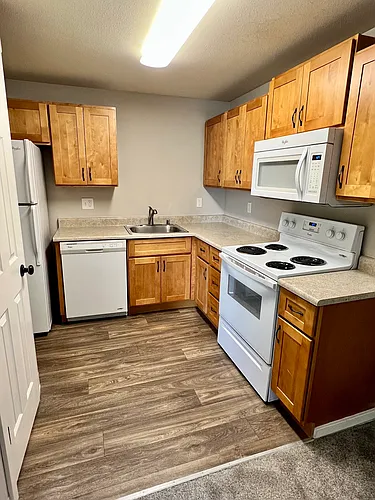 3213 49th Ave NE #3 Photo 1