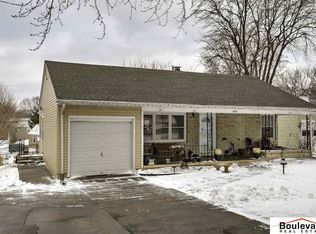 3125 S 42nd St, Omaha, NE 68105