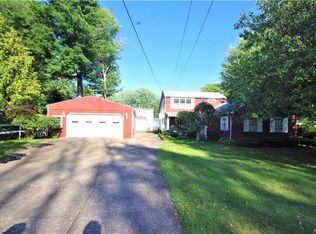 6857 Wellington Dr, Derby, NY 14047