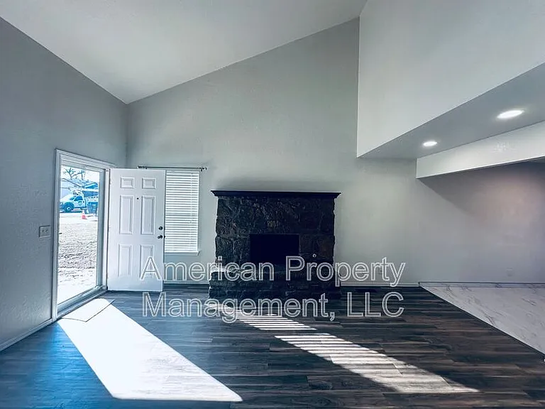 6712 S 78th East Ave — Photo 24