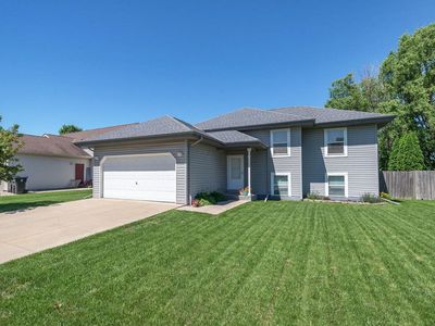 1148 Lombardi Way, Waukesha, WI, 53186