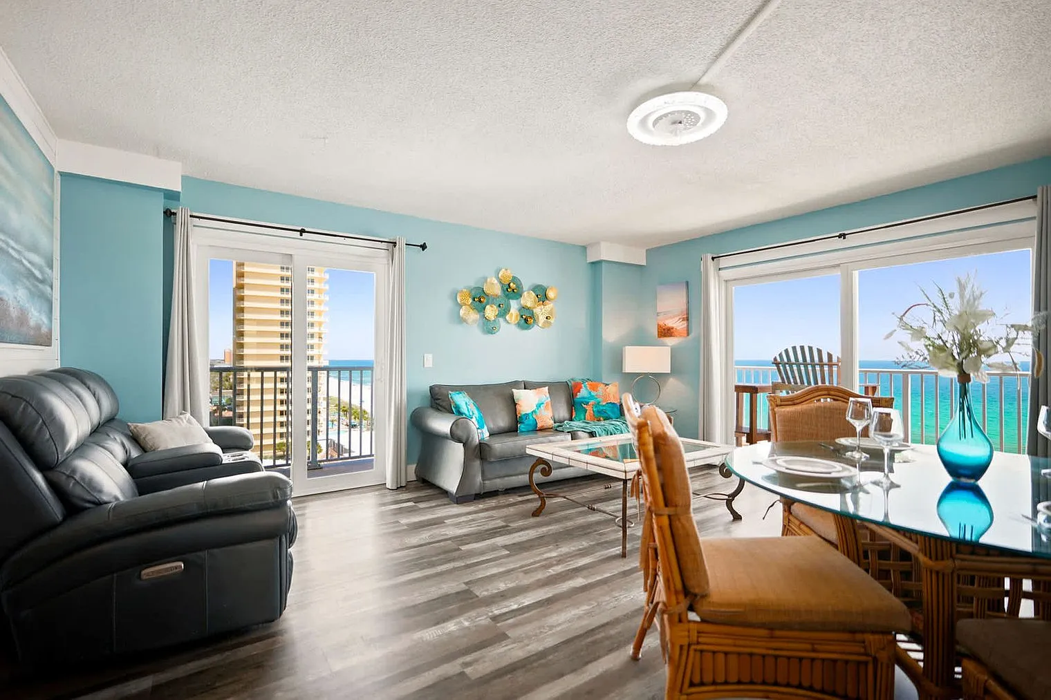 2 bed, 2.0 bath, 979 sqft, $2,160 — Photo 4