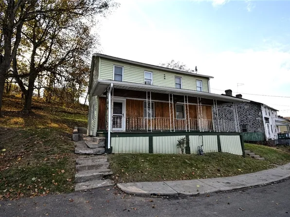 15 Hemlock St, Ellsworth, PA 15331