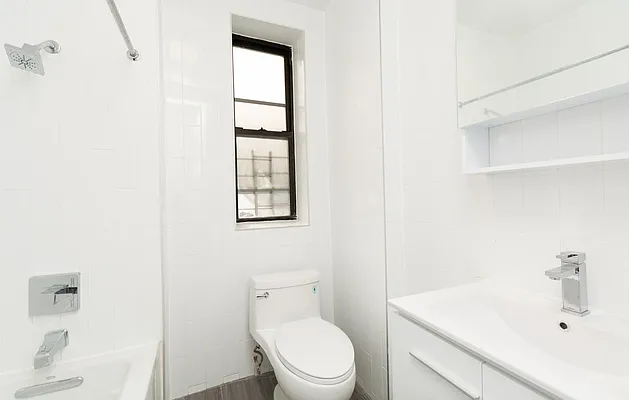 Rented by Clove Realty LLC | media 15