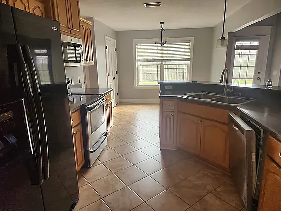 4609 Bylsma Cir — Photo 3