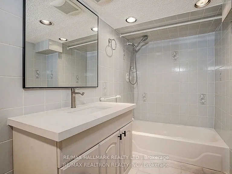 364 Castlehill Rd #BASEMENT — Photo 10