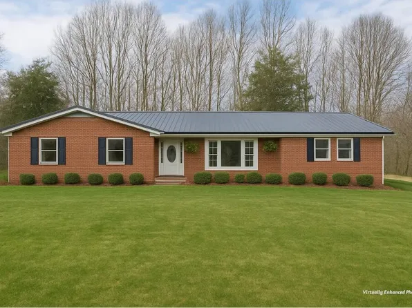 90 Campbellwood Rd, Boones Mill, VA 24065