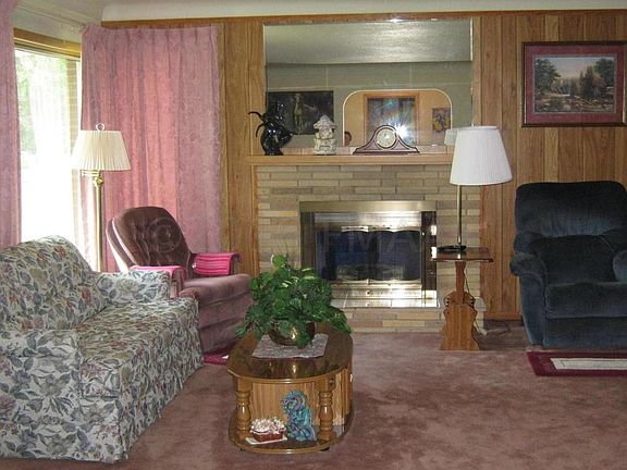 2nd image of 1010 1st St S