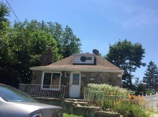 712 New St, Uniondale, NY 11553