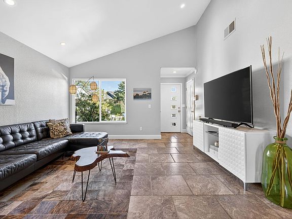 5th image of 1301 Megan Place