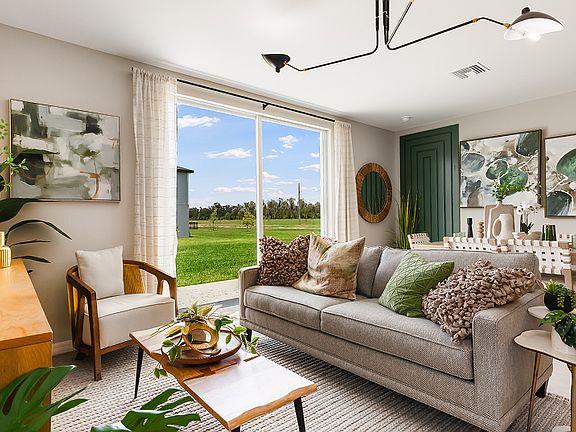 7th image of this home