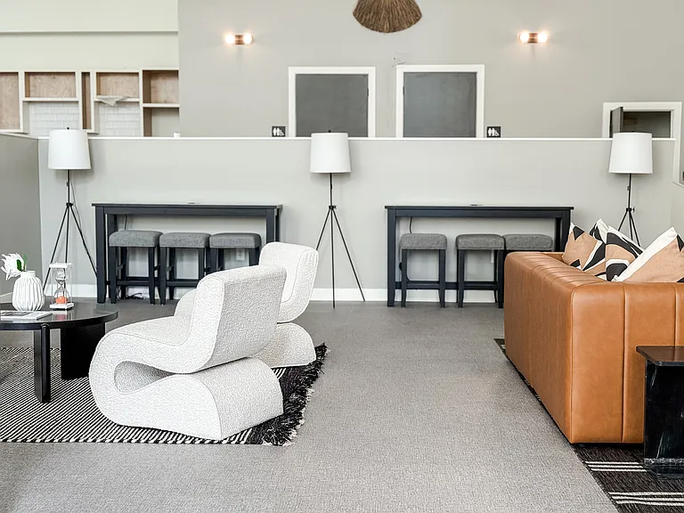 Pulaski Lofts — Photo 7