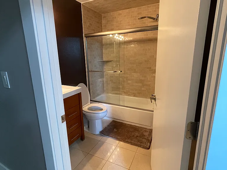 1537 S Wooster St #204 — Photo 9