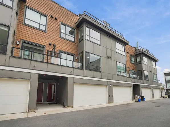 19631 55a Ave #31, Langley, BC V3A 0L5