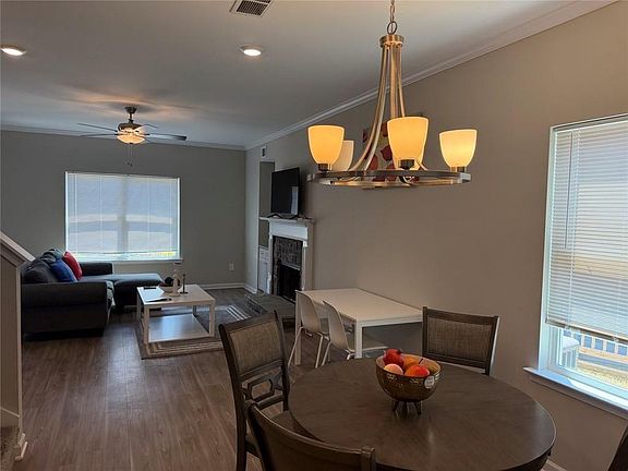4th image of 311 Melody Ln
