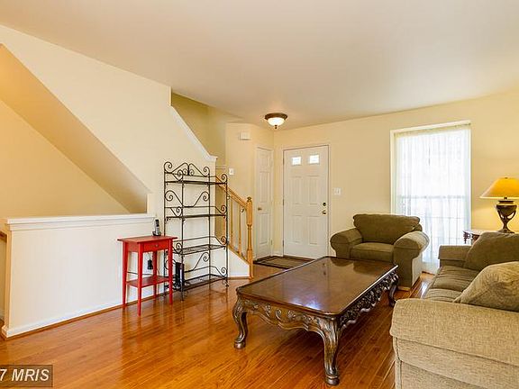 2nd image of 1784 Tiger Lily Cir #94